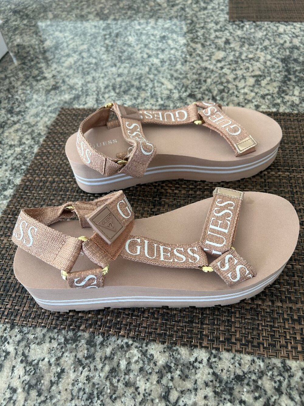 GUESS Sporty Platform Sandals – Rose Gold Color Size 7.5 - EXCELLENT CONDITION!!